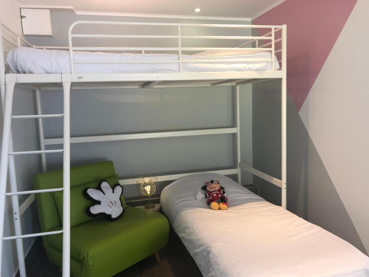 Chambres D'Hotes Poirier Bazin Montry Exterior photo